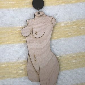 Body outline wall decor